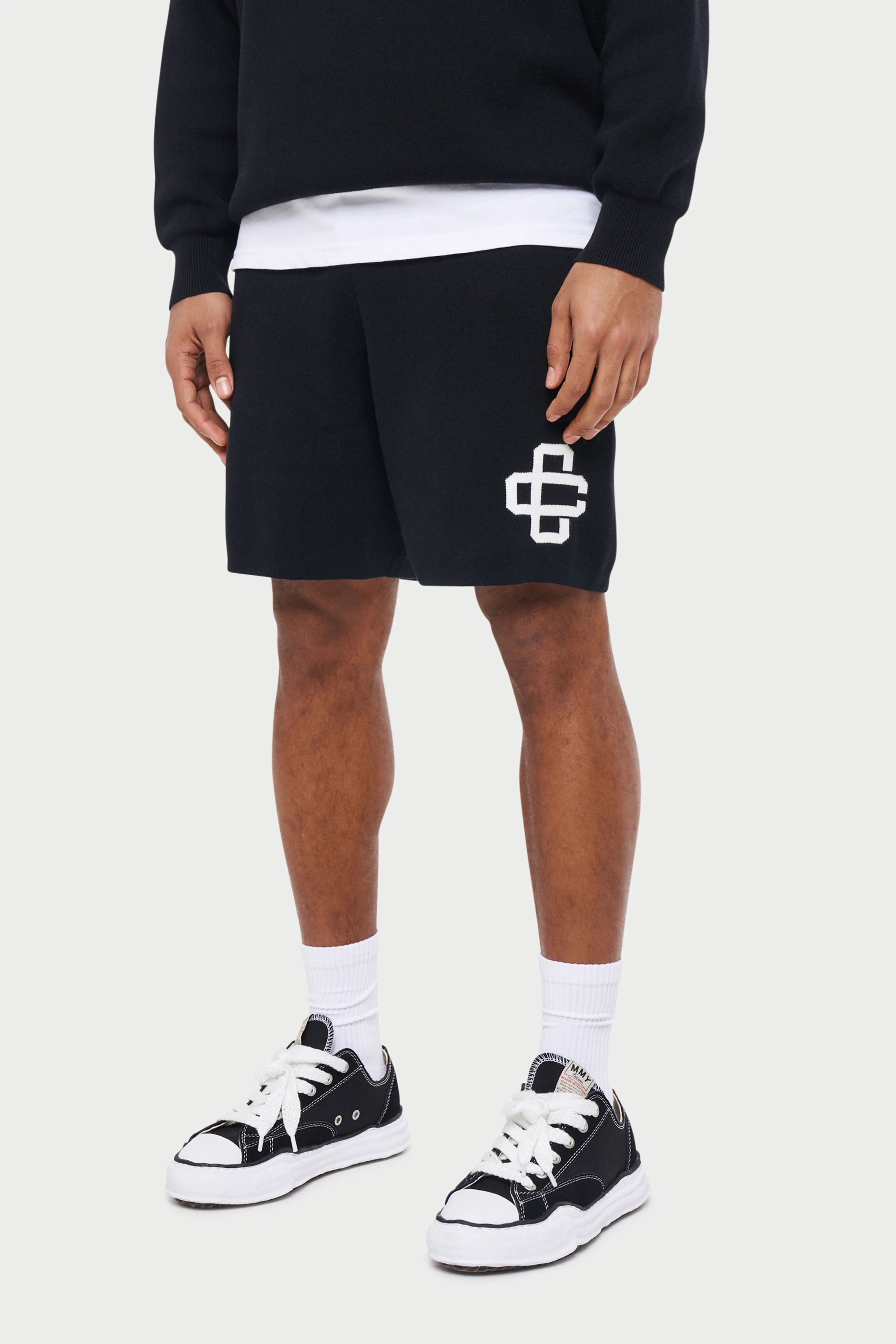 EMBLEM KNITTED SHORTS - BLACK