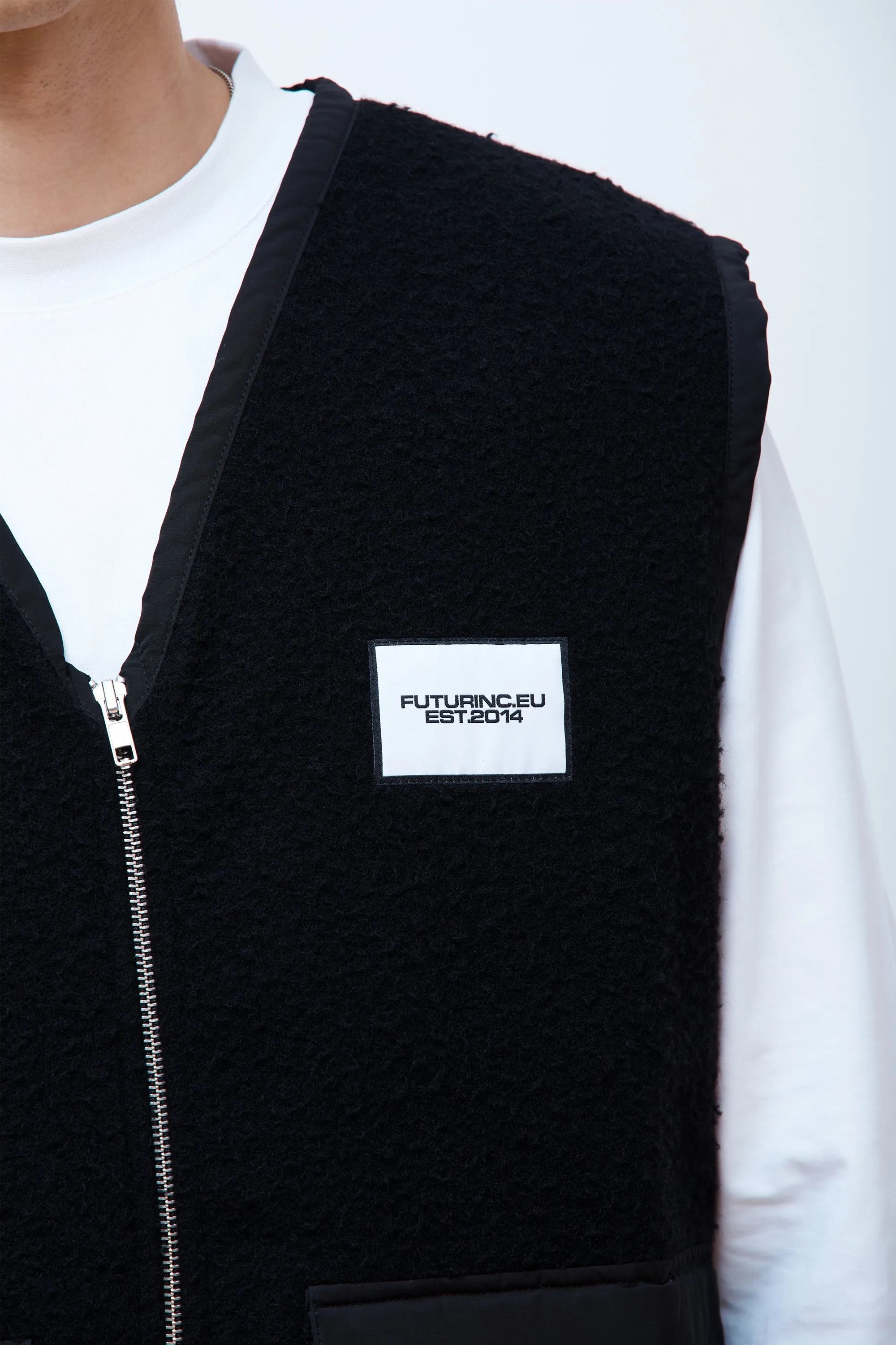 Est Wool Gilet Black