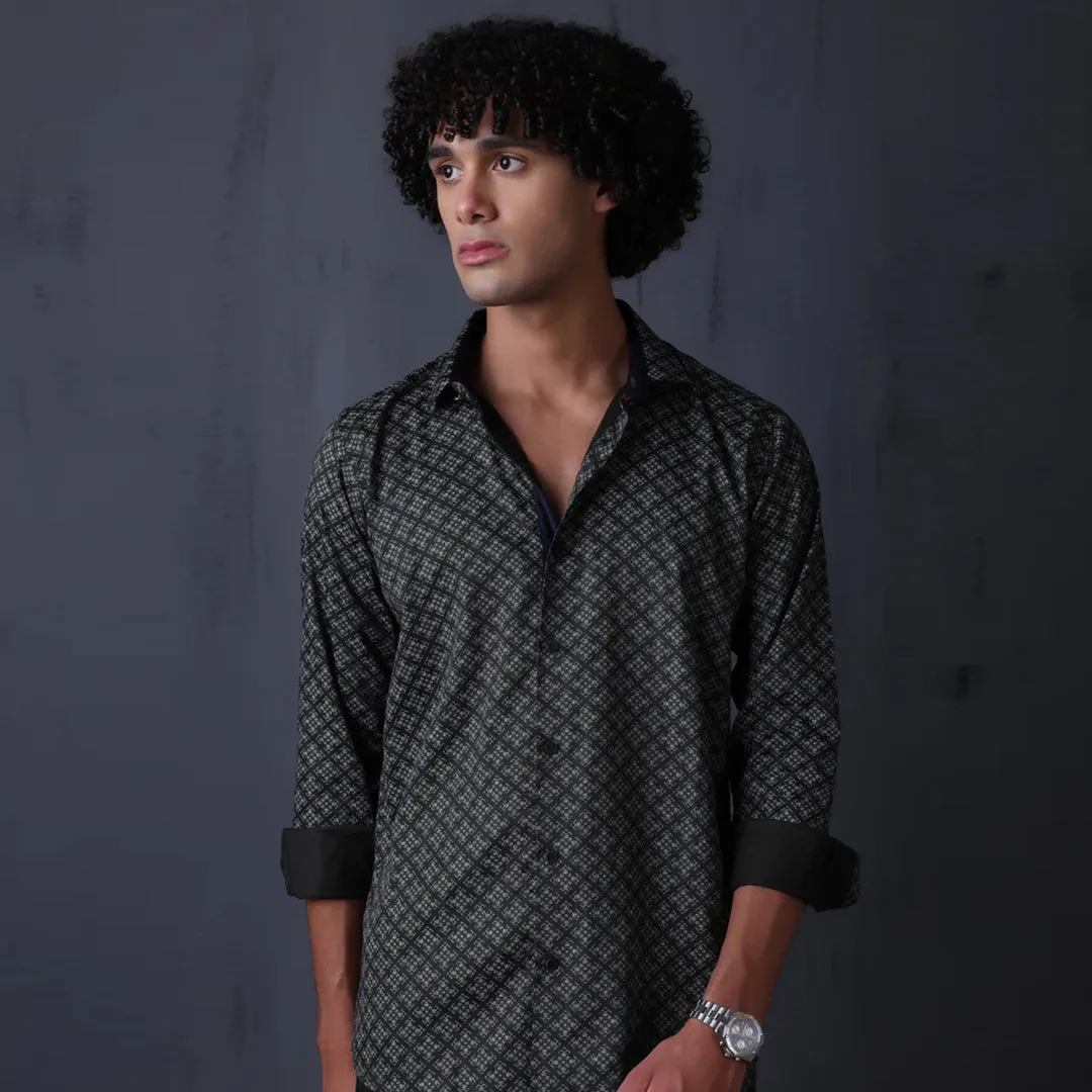 Geometrical Print Casual Shirt Green Color