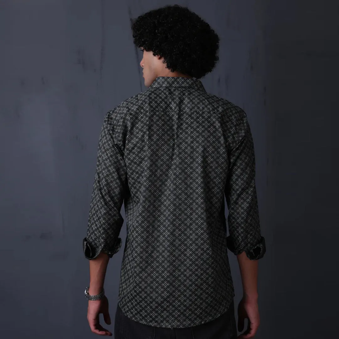 Geometrical Print Casual Shirt Green Color