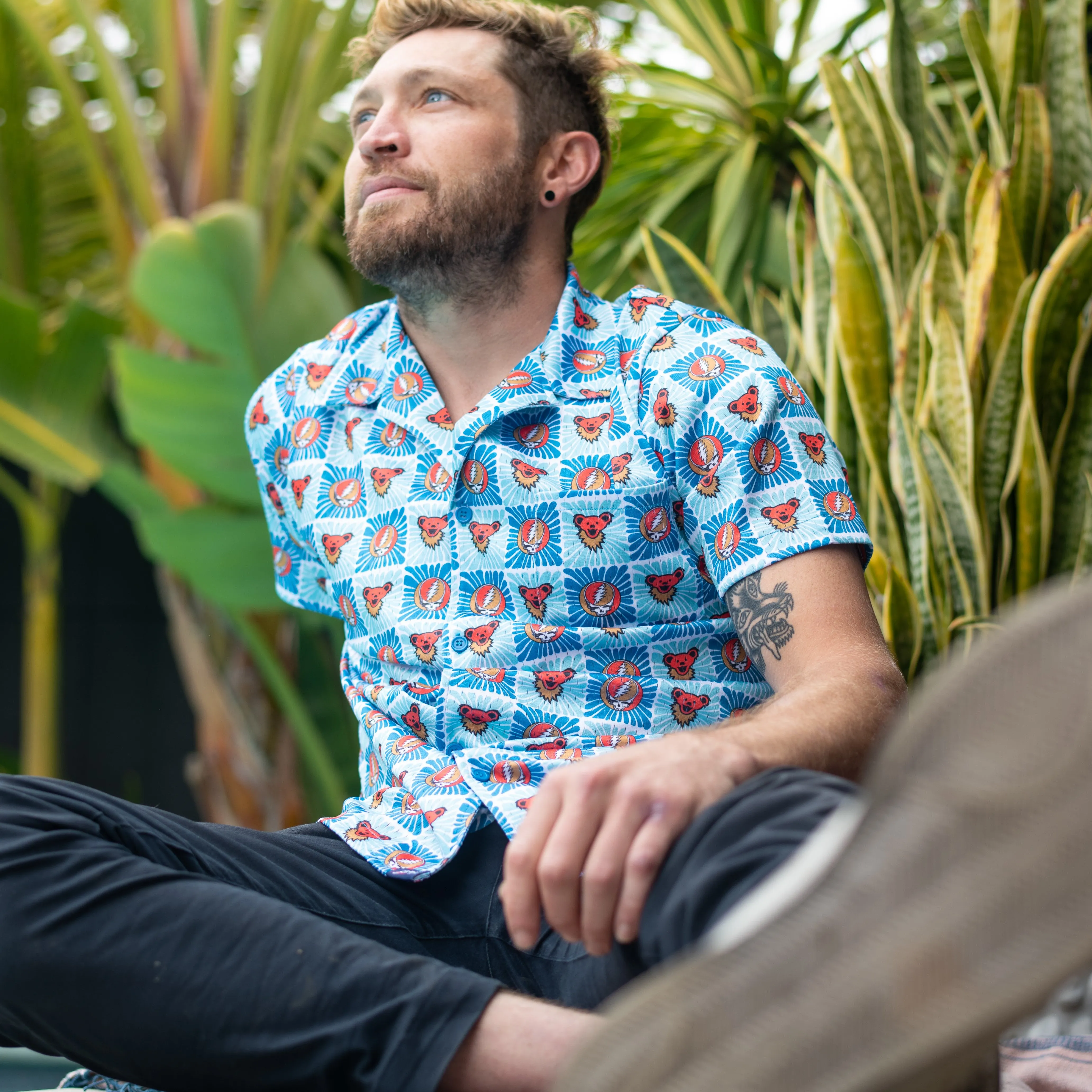 Grateful Dead | Mesh Button Down | Stealies & Bears