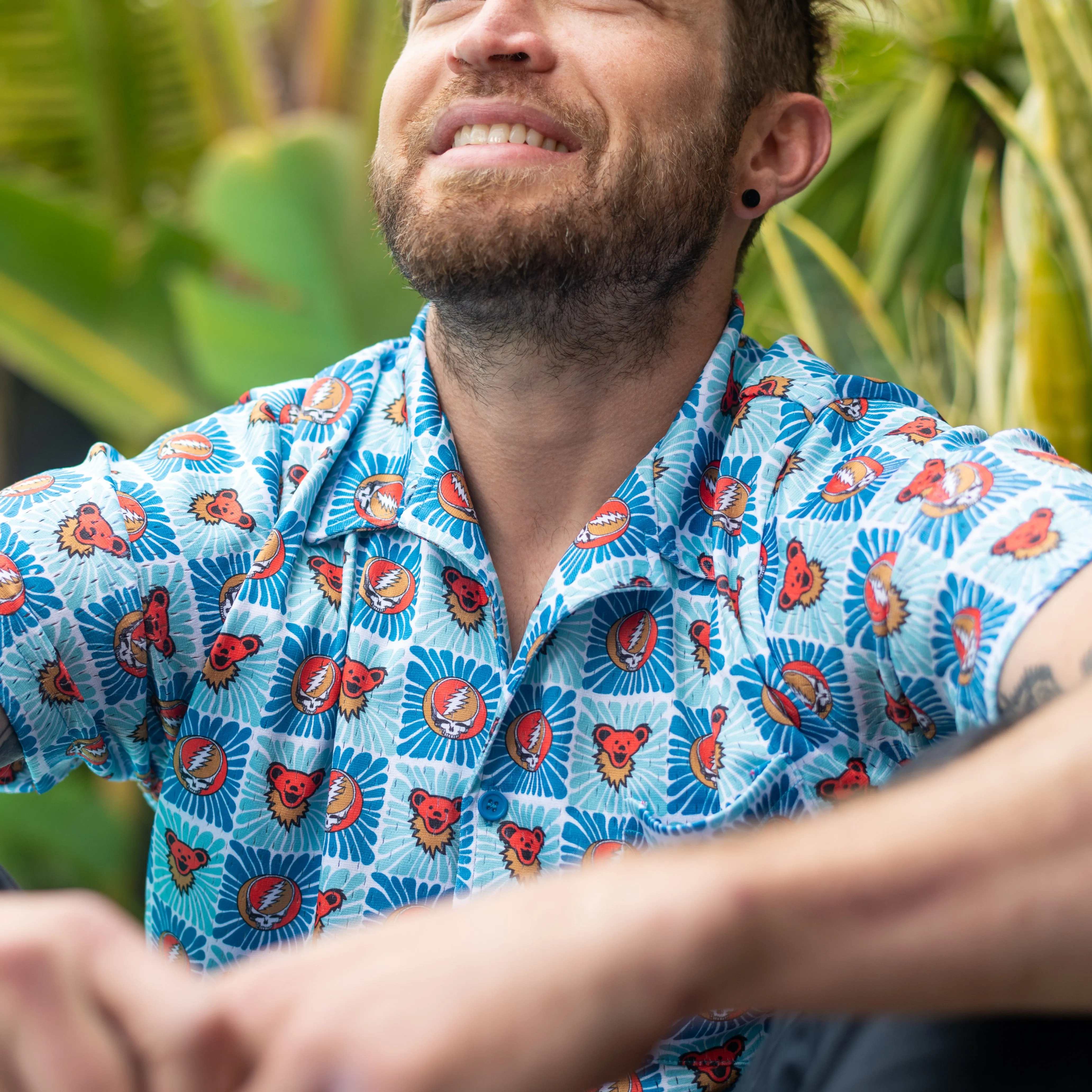 Grateful Dead | Mesh Button Down | Stealies & Bears