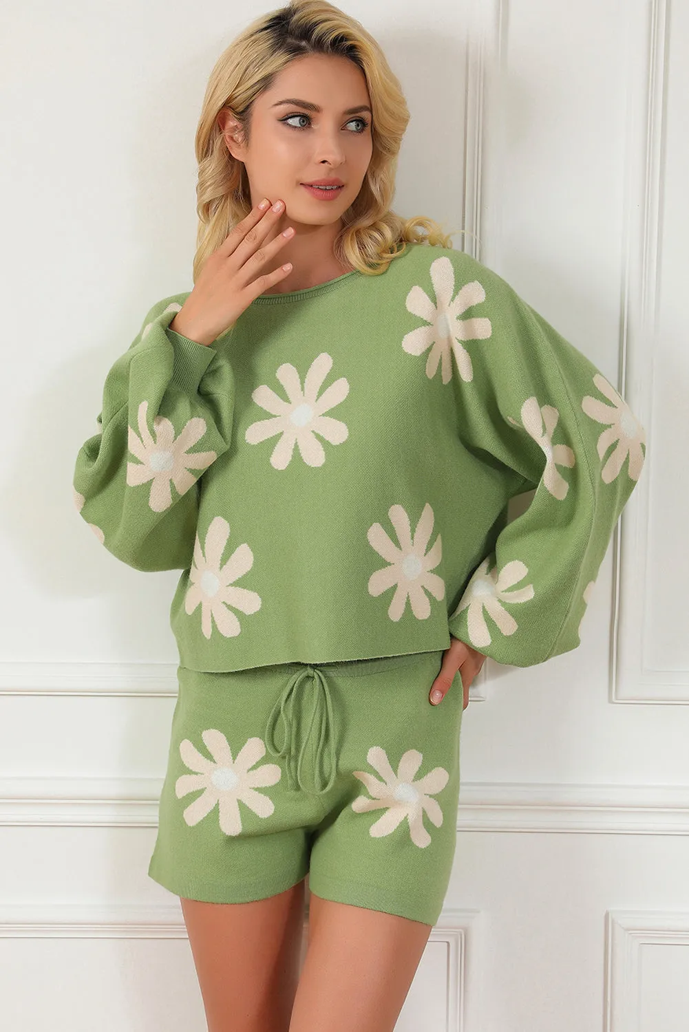 Green Flower Print Bubble Sleeve Knitted Sweater and Shorts Set