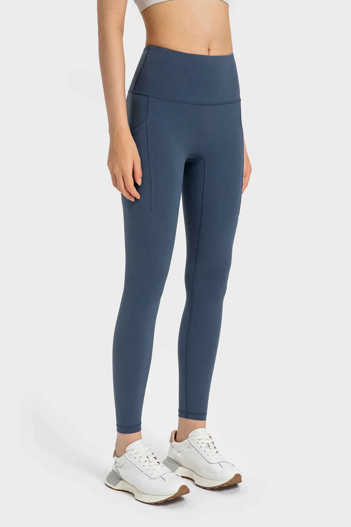 High-Waisted Compression Leggings with Side Pockets