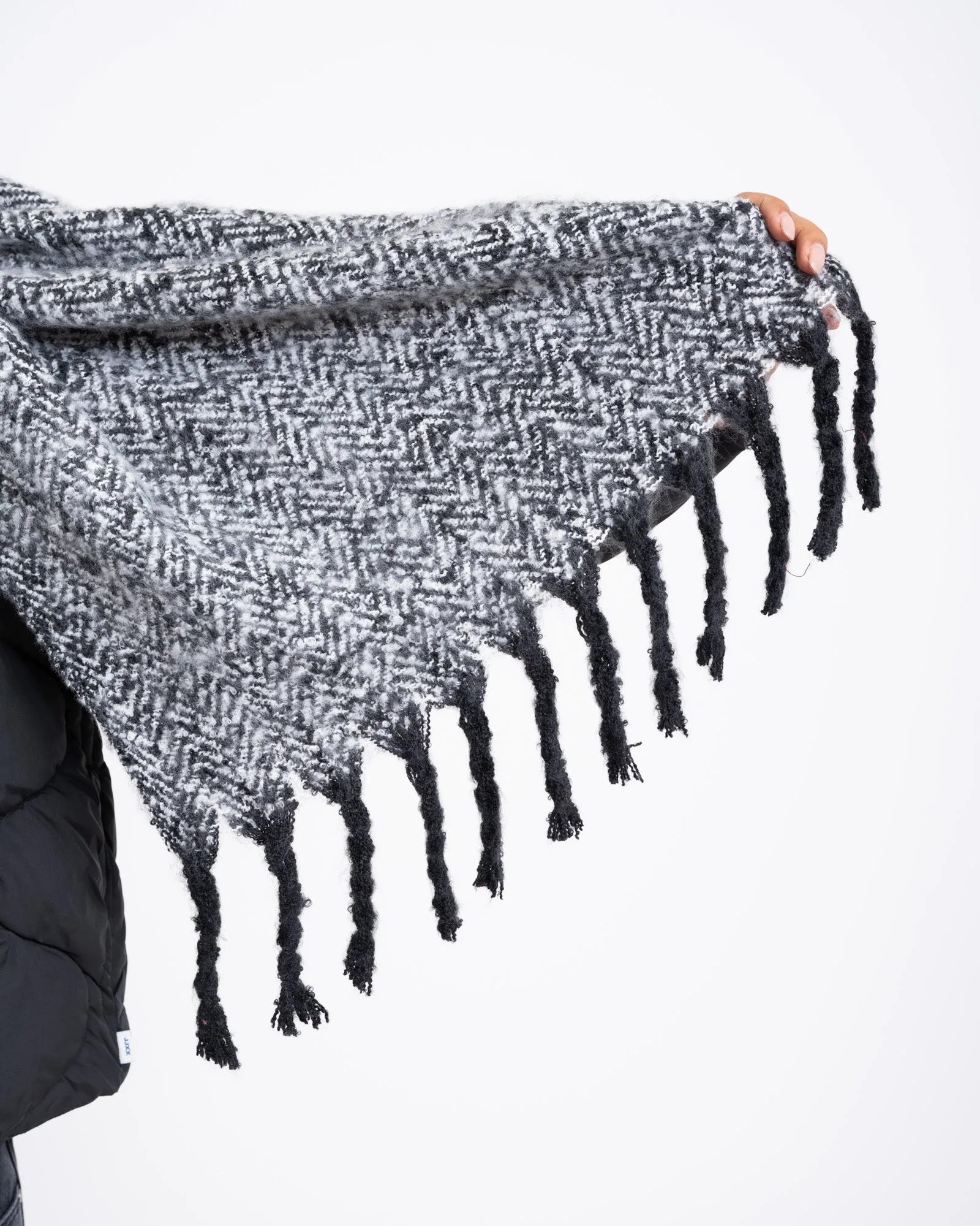 Knitted Scarf Demi Black