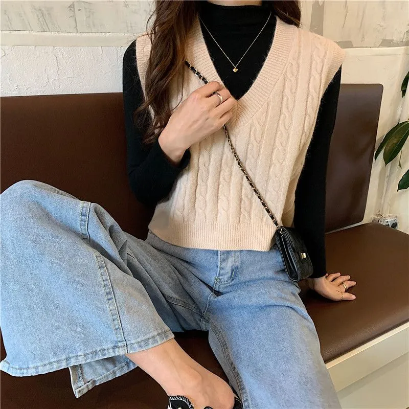 Oversized Cable Knit V Neck Knitted Tank Top Sweater