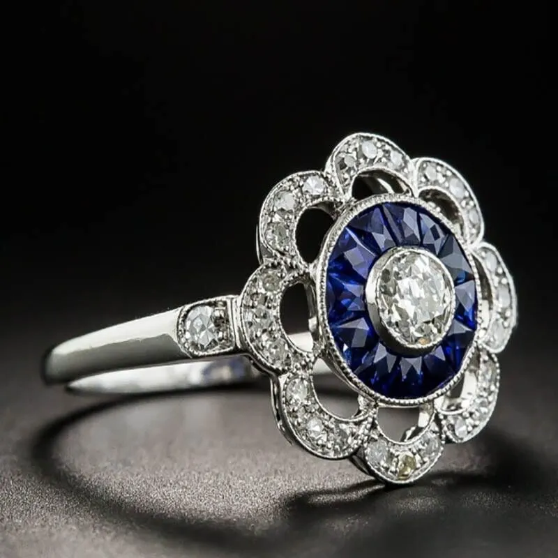 Trendy Flower-shaped Sapphire Sapphire - 925 Sterling Silver all