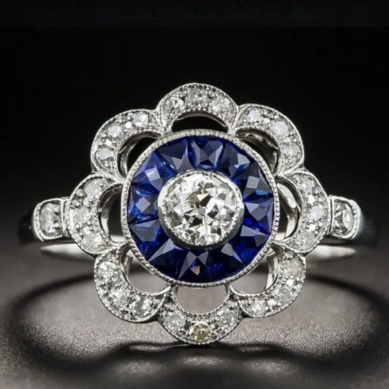 Trendy Flower-shaped Sapphire Sapphire - 925 Sterling Silver all